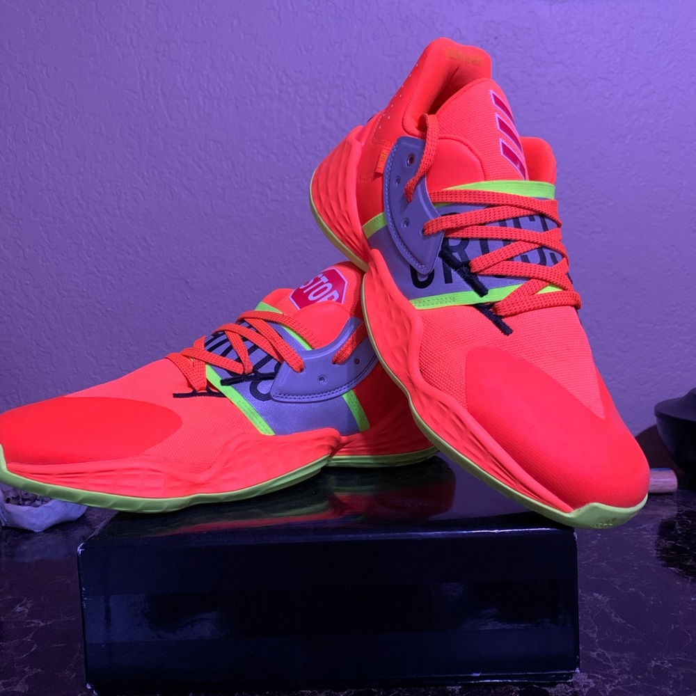 Harden 4 crossing guards adidas basketball shoes 10/10condition very nice